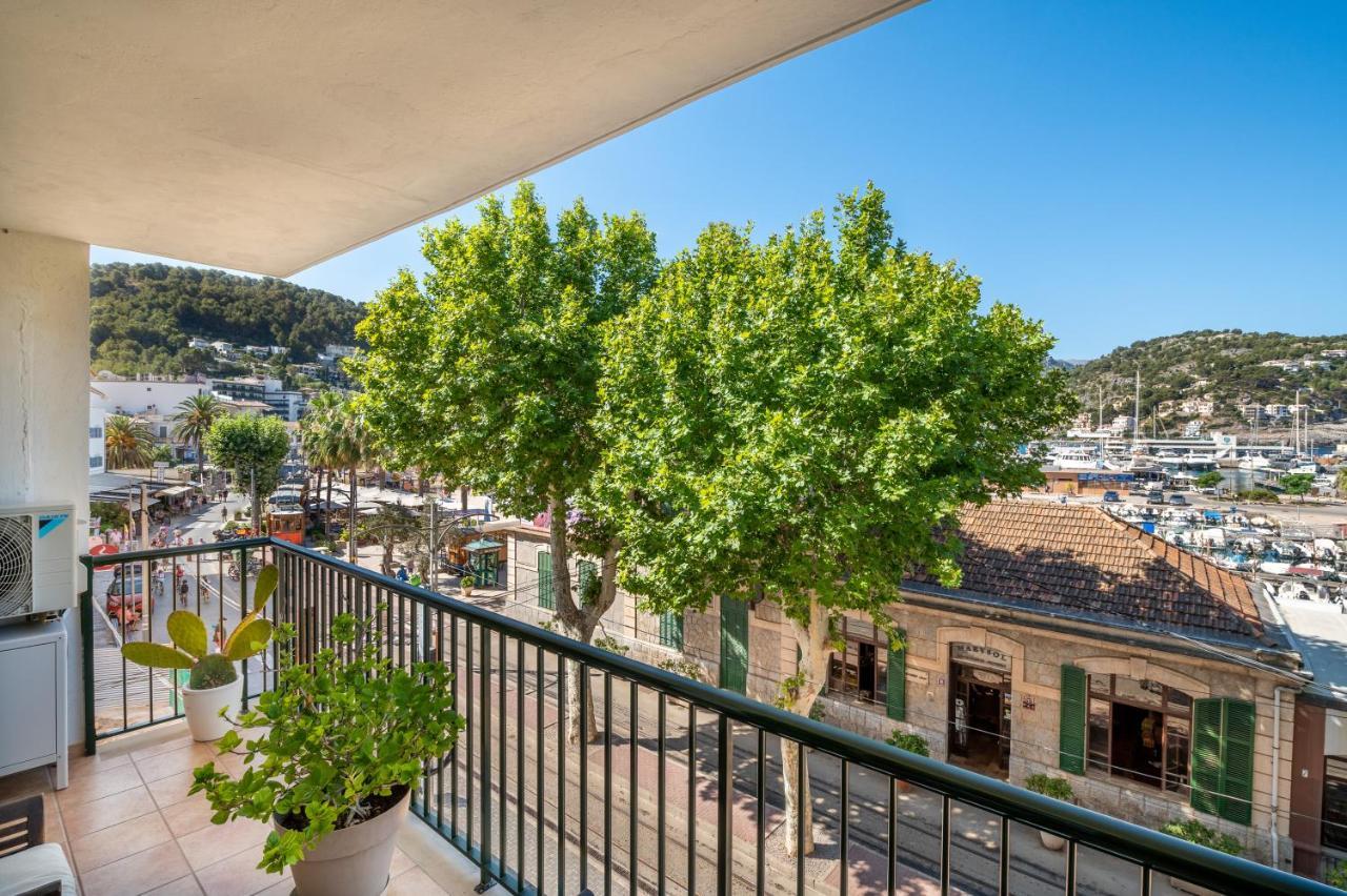 Seafront Apartment In Port Soller Puerto de Sóller Exteriör bild