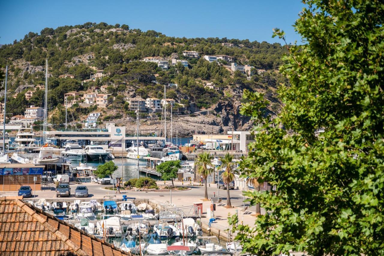 Seafront Apartment In Port Soller Puerto de Sóller Exteriör bild