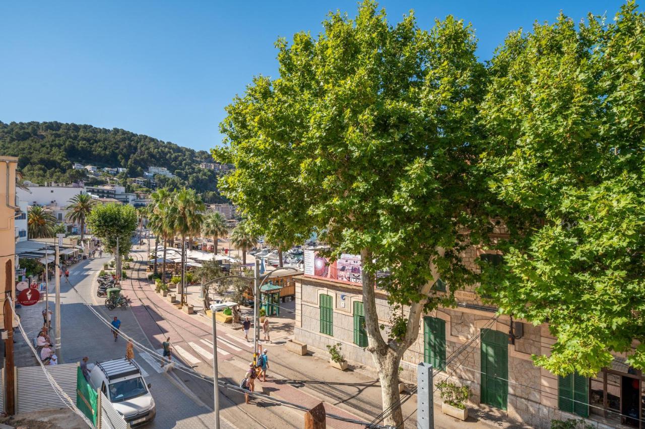 Seafront Apartment In Port Soller Puerto de Sóller Exteriör bild