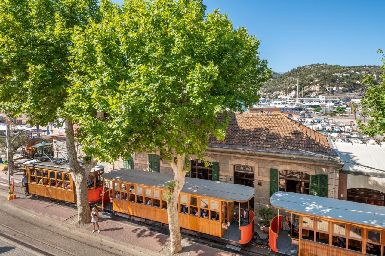 Seafront Apartment In Port Soller Puerto de Sóller Exteriör bild